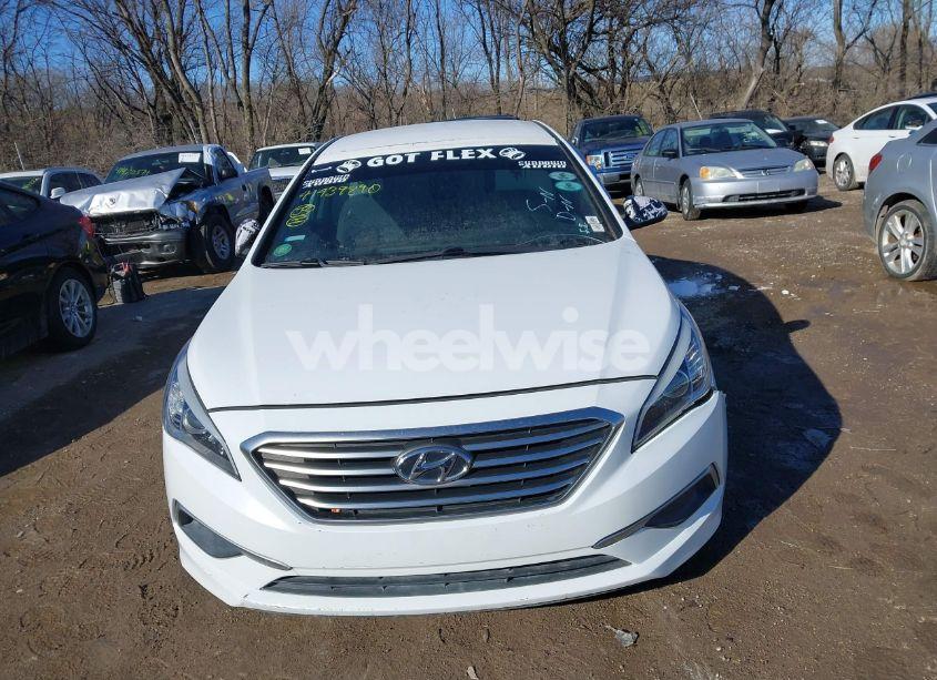 Photo 12 of 2017 Hyundai Sonata SE (VIN 5NPE24AF4HH460013)
