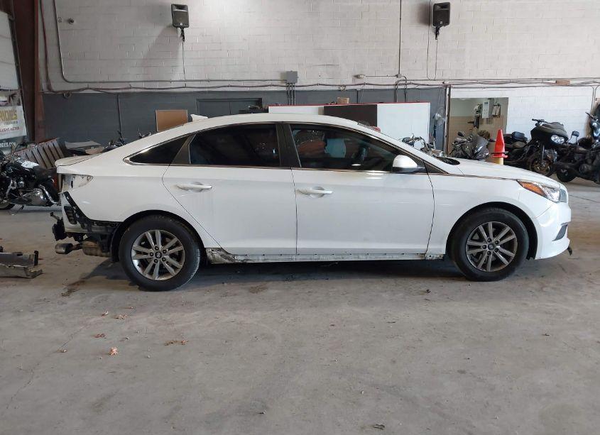 Photo 14 of 2017 Hyundai Sonata SE (VIN 5NPE24AF4HH487079)