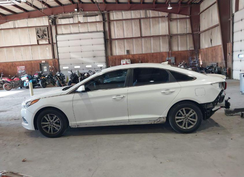 Photo 15 of 2017 Hyundai Sonata SE (VIN 5NPE24AF4HH487079)