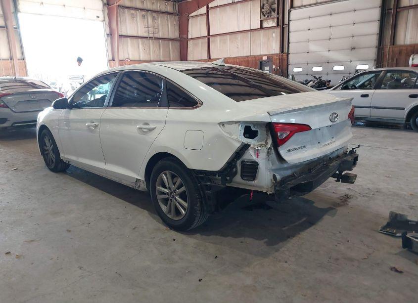 Photo 3 of 2017 Hyundai Sonata SE (VIN 5NPE24AF4HH487079)