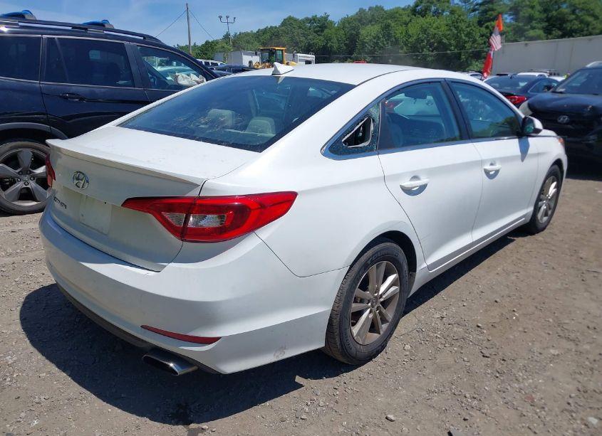 Photo 4 of 2017 Hyundai Sonata (VIN 5NPE24AF4HH493335)