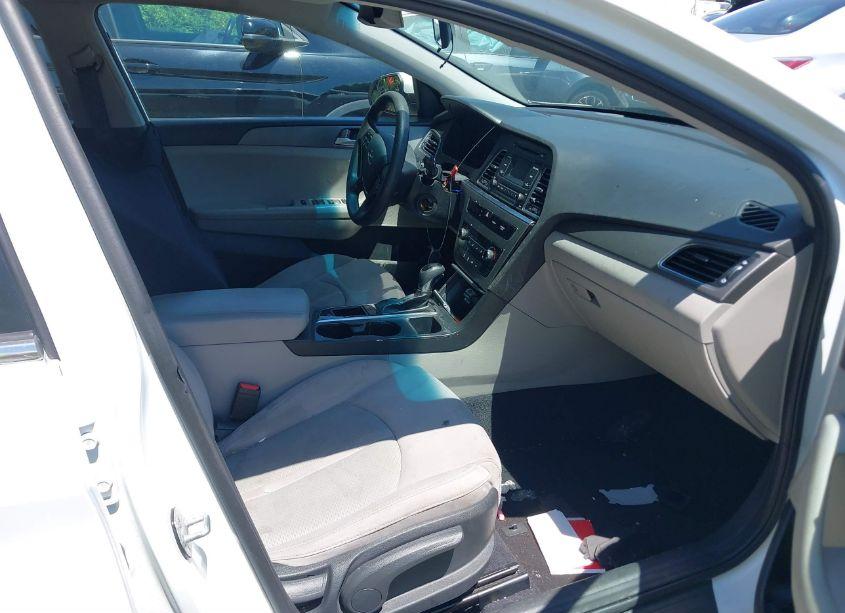 Photo 5 of 2017 Hyundai Sonata (VIN 5NPE24AF4HH493335)