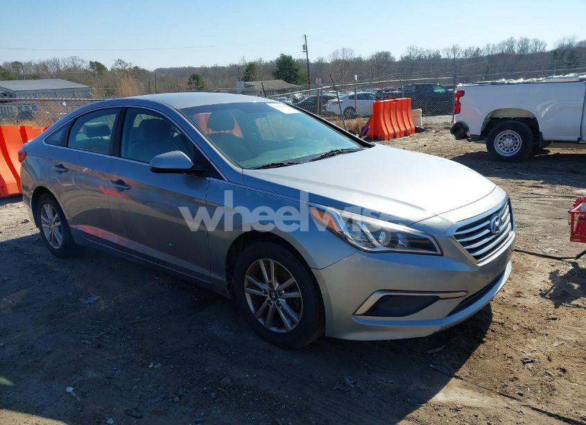 2017 Hyundai Sonata (VIN 5NPE24AF4HH493772) main photo