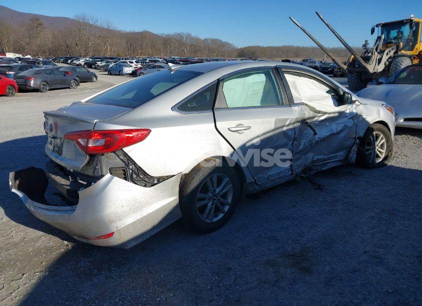 Photo 4 of 2017 Hyundai Sonata (VIN 5NPE24AF4HH534272)