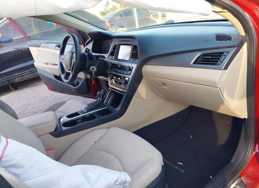 Photo 5 of 2017 Hyundai Sonata SE (VIN 5NPE24AF4HH538127)