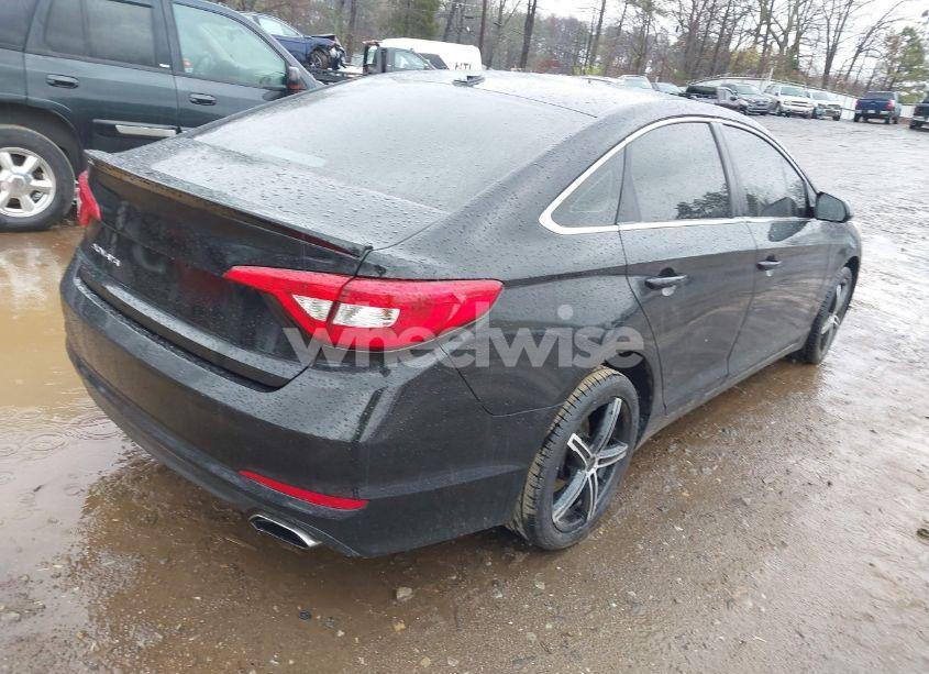 Photo 4 of 2017 Hyundai Sonata SE (VIN 5NPE24AF4HH552349)