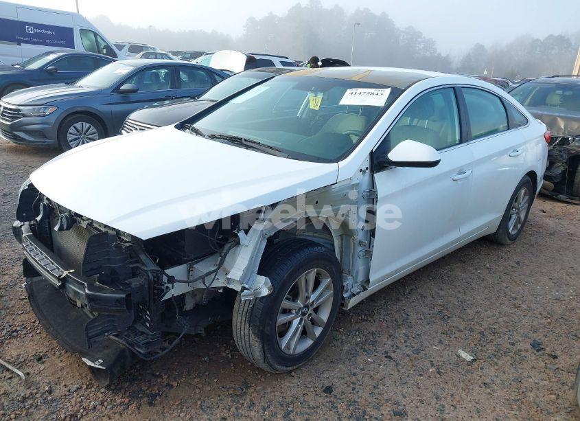 Photo 2 of 2017 Hyundai Sonata (VIN 5NPE24AF4HH561102)