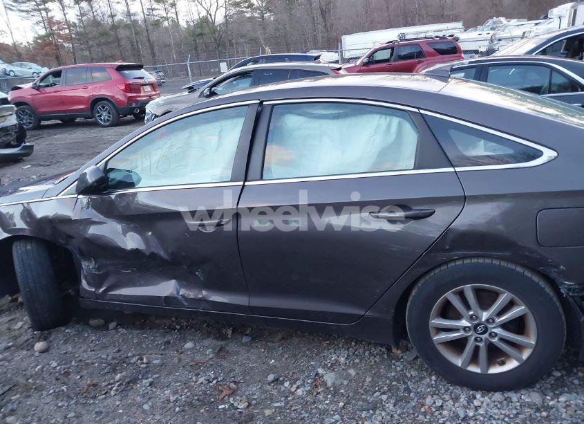 Photo 14 of 2017 Hyundai Sonata SE (VIN 5NPE24AF4HH563559)