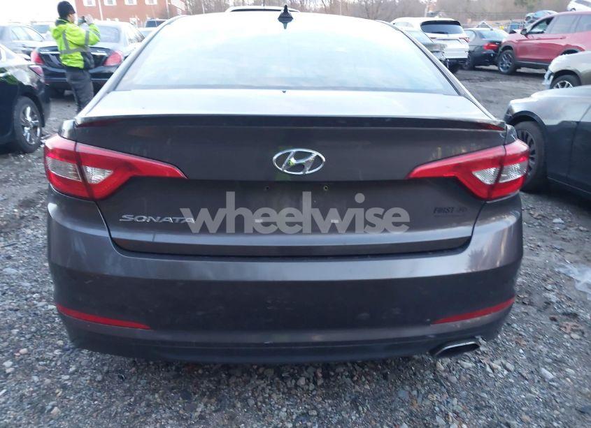 Photo 16 of 2017 Hyundai Sonata SE (VIN 5NPE24AF4HH563559)
