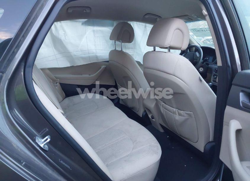 Photo 8 of 2017 Hyundai Sonata SE (VIN 5NPE24AF4HH563559)