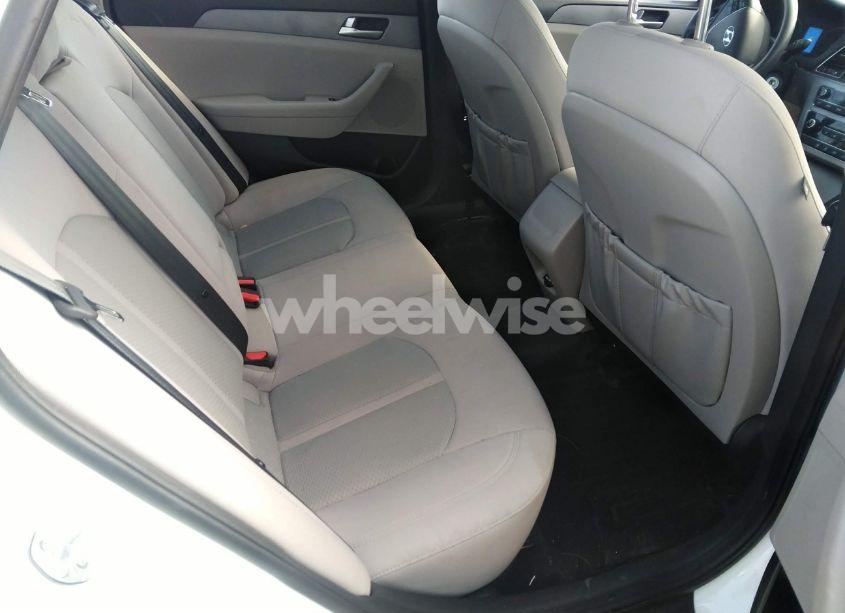 Photo 8 of 2017 Hyundai Sonata SE (VIN 5NPE24AF4HH566171)