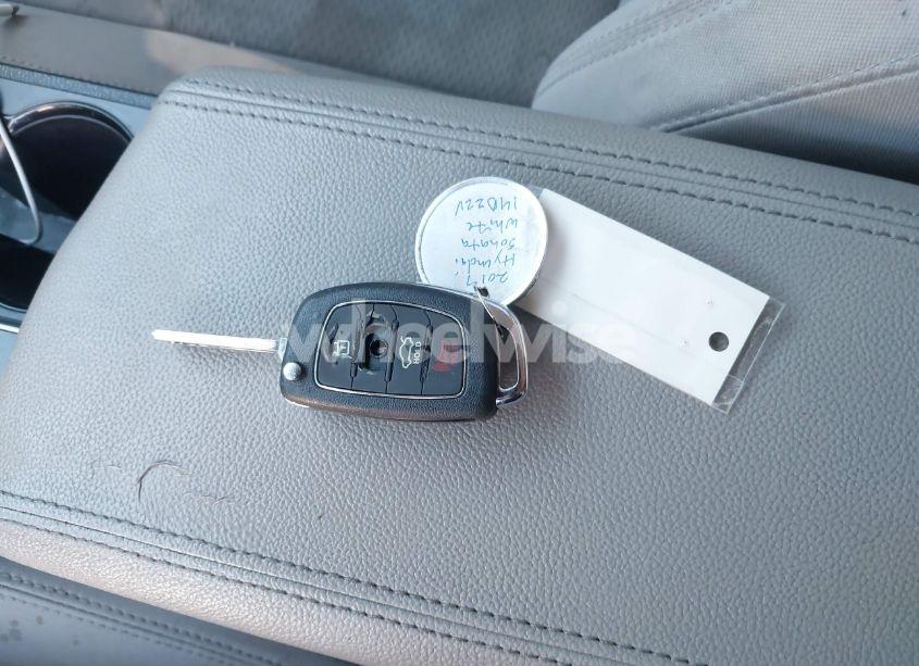 Photo 11 of 2017 Hyundai Sonata SE (VIN 5NPE24AF4HH568809)