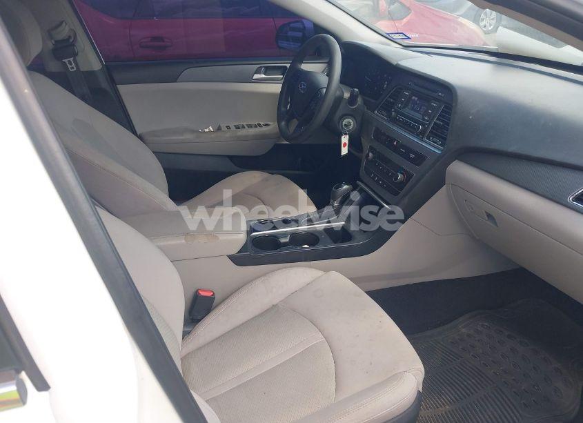 Photo 5 of 2017 Hyundai Sonata (VIN 5NPE24AF4HH570611)