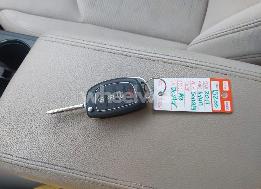 Photo 11 of 2017 Hyundai Sonata SE (VIN 5NPE24AF4HH591619)