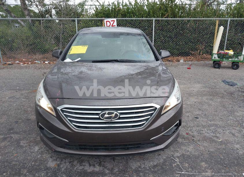 Photo 12 of 2017 Hyundai Sonata SE (VIN 5NPE24AF4HH591619)