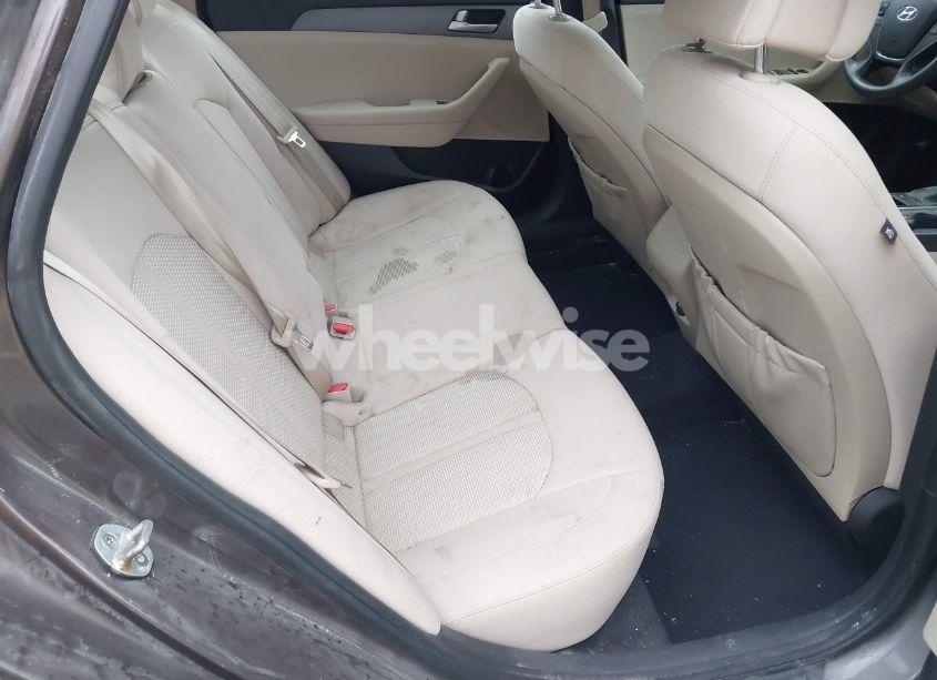 Photo 8 of 2017 Hyundai Sonata SE (VIN 5NPE24AF4HH591619)