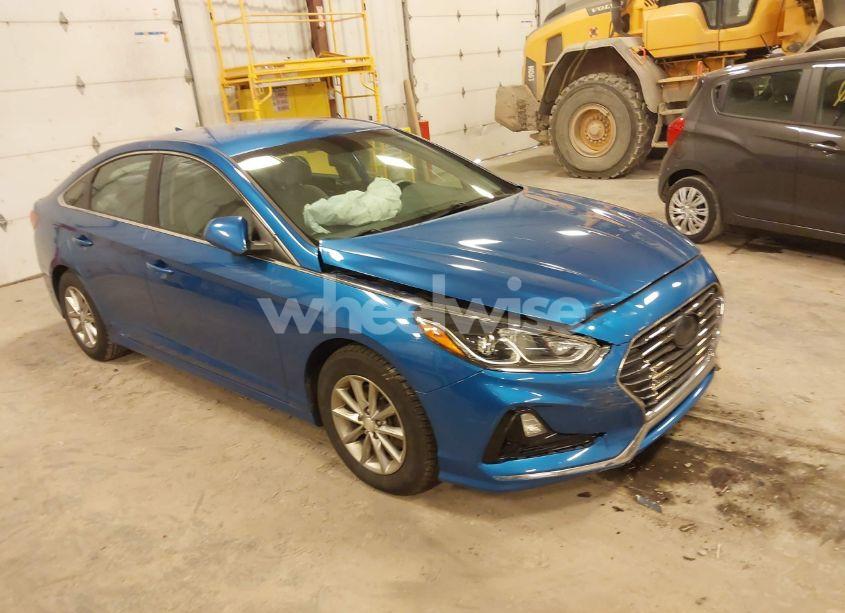 2018 Hyundai Sonata SE (VIN 5NPE24AF4JH602107) main photo