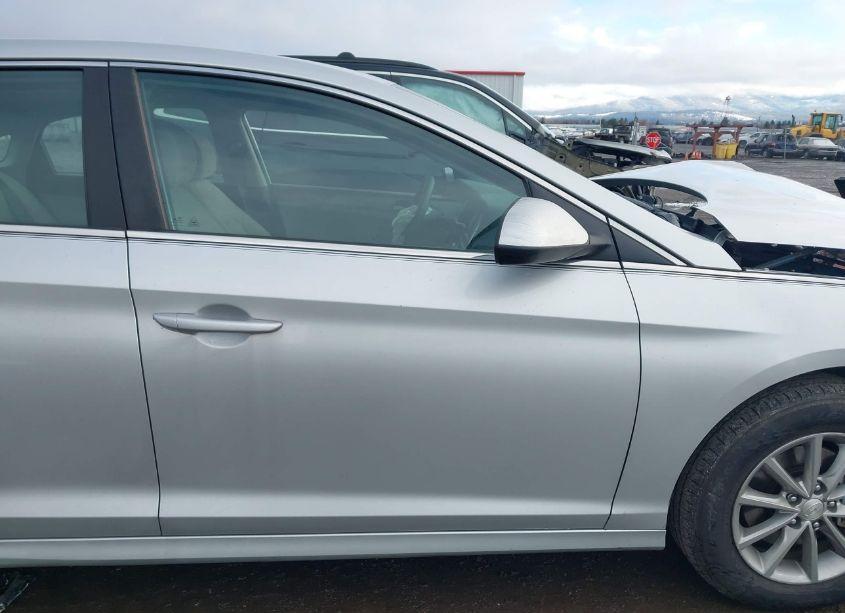 Photo 14 of 2018 Hyundai Sonata SE (VIN 5NPE24AF4JH625306)