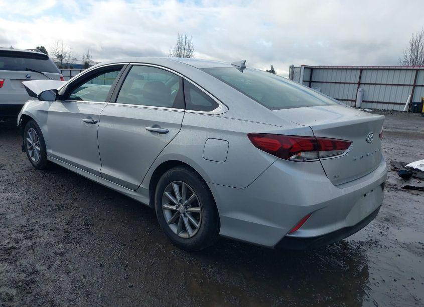 Photo 3 of 2018 Hyundai Sonata SE (VIN 5NPE24AF4JH625306)