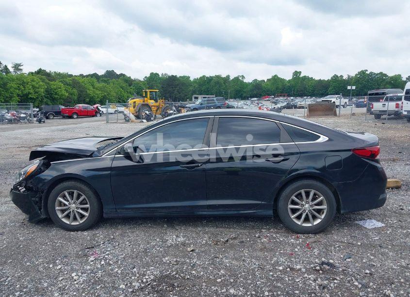 Photo 14 of 2018 Hyundai Sonata SE (VIN 5NPE24AF4JH640839)