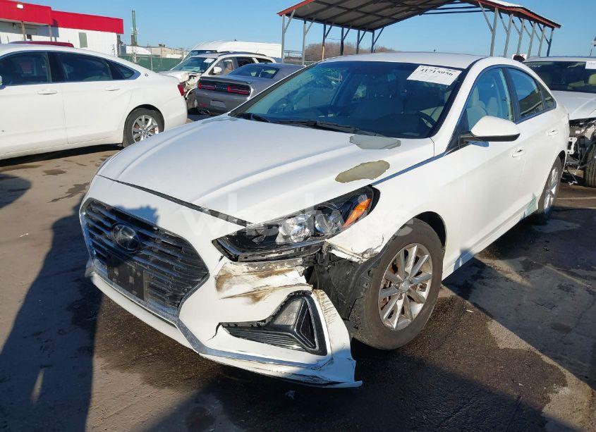 Photo 6 of 2018 Hyundai Sonata SE (VIN 5NPE24AF4JH662386)