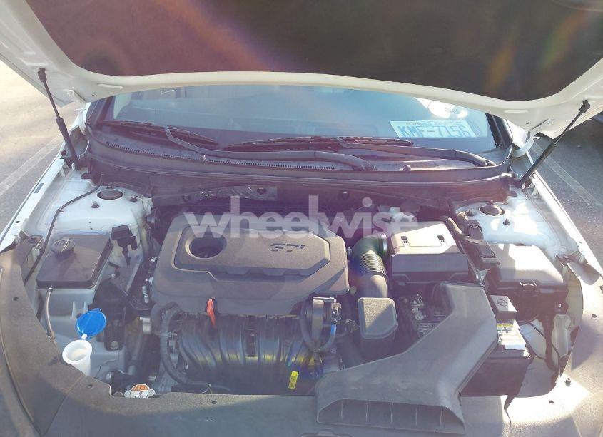 Photo 10 of 2018 Hyundai Sonata SE (VIN 5NPE24AF4JH663912)