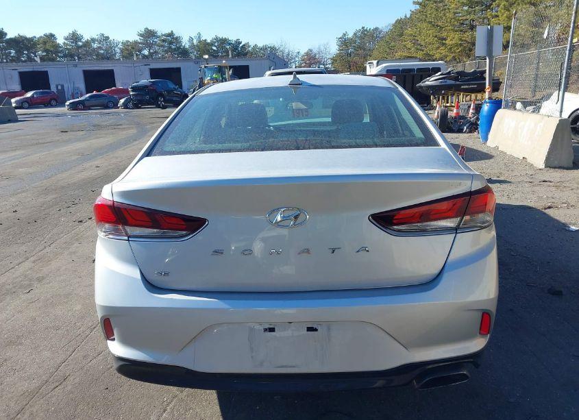 Photo 16 of 2018 Hyundai Sonata SE (VIN 5NPE24AF4JH673372)