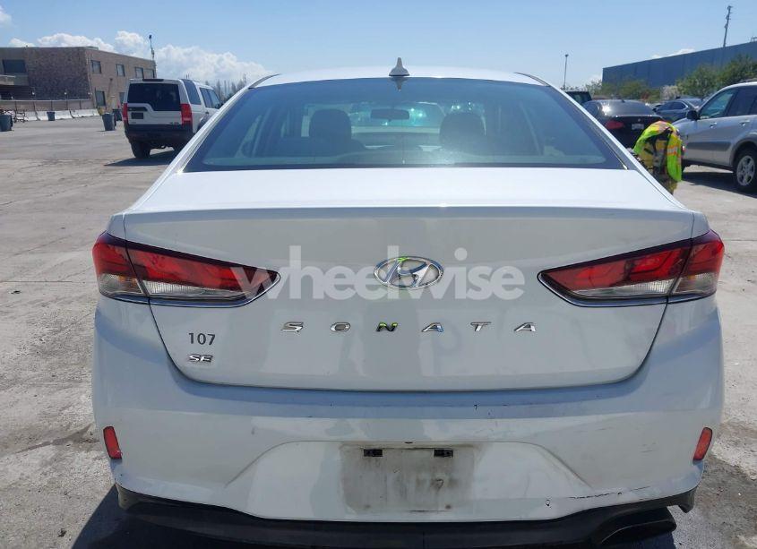 Photo 16 of 2018 Hyundai Sonata SE (VIN 5NPE24AF4JH674506)