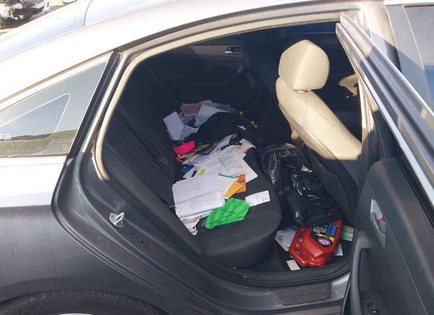 Photo 8 of 2018 Hyundai Sonata SE (VIN 5NPE24AF4JH680967)