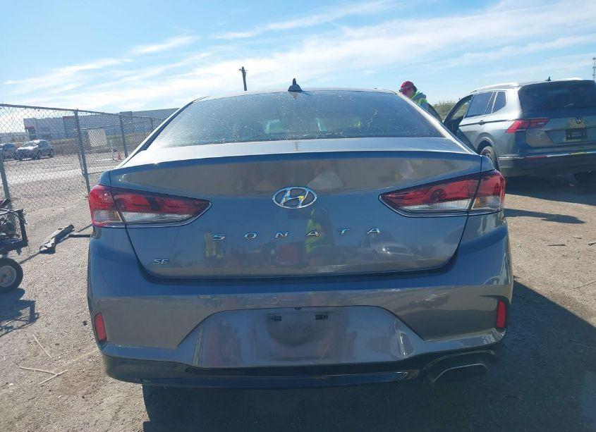 Photo 16 of 2018 Hyundai Sonata SE (VIN 5NPE24AF4JH694514)