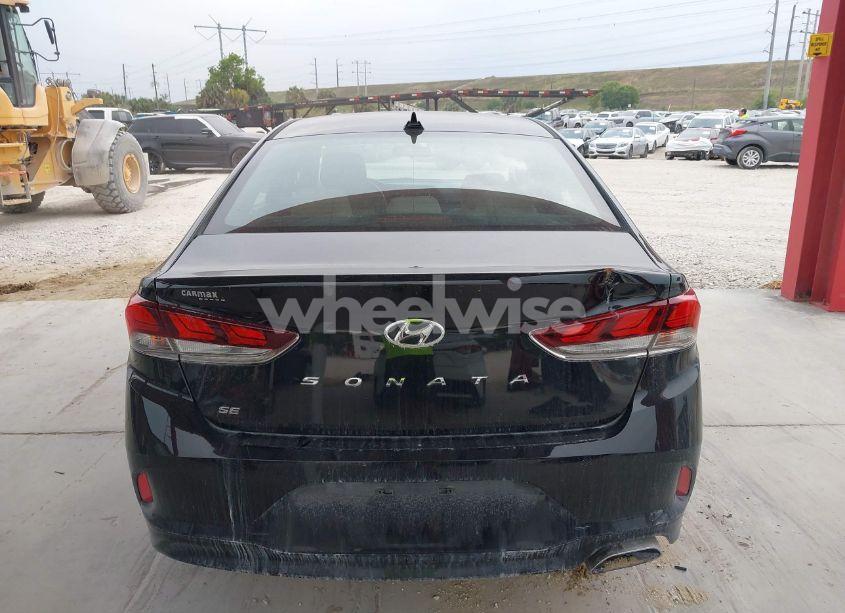 Photo 16 of 2018 Hyundai Sonata SE (VIN 5NPE24AF4JH700246)