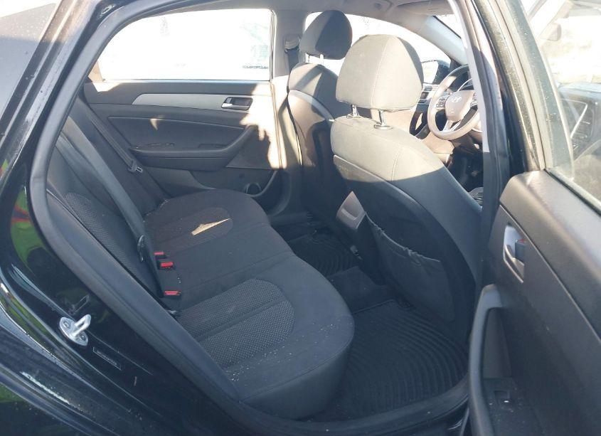 Photo 8 of 2018 Hyundai Sonata SE (VIN 5NPE24AF4JH725230)