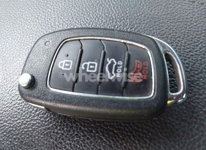 Photo 11 of 2019 Hyundai Sonata SE (VIN 5NPE24AF4KH766829)