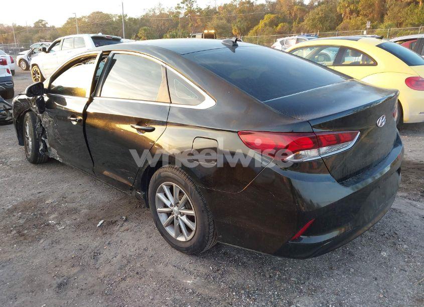 Photo 3 of 2019 Hyundai Sonata SE (VIN 5NPE24AF4KH766829)