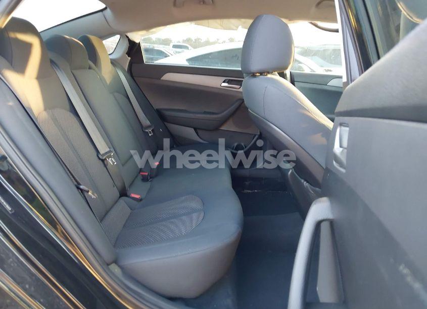 Photo 8 of 2019 Hyundai Sonata SE (VIN 5NPE24AF4KH766829)