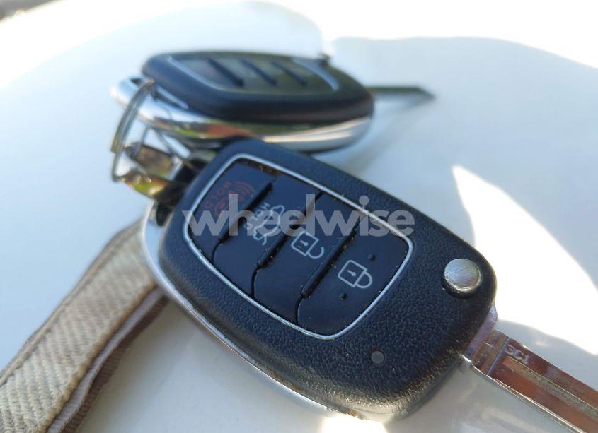 Photo 11 of 2019 Hyundai Sonata SE (VIN 5NPE24AF4KH775708)