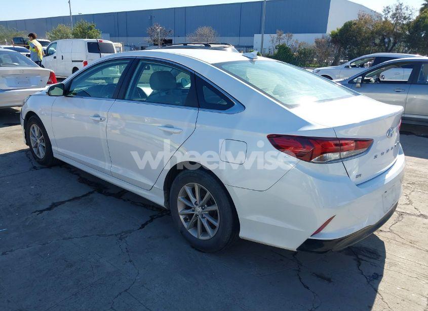 Photo 3 of 2019 Hyundai Sonata SE (VIN 5NPE24AF4KH777071)