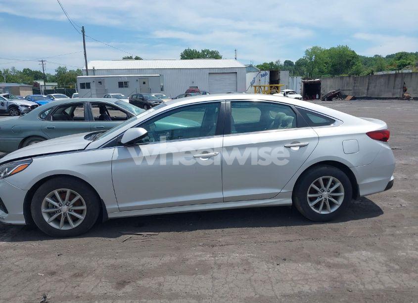 Photo 14 of 2019 Hyundai Sonata SE (VIN 5NPE24AF4KH795327)
