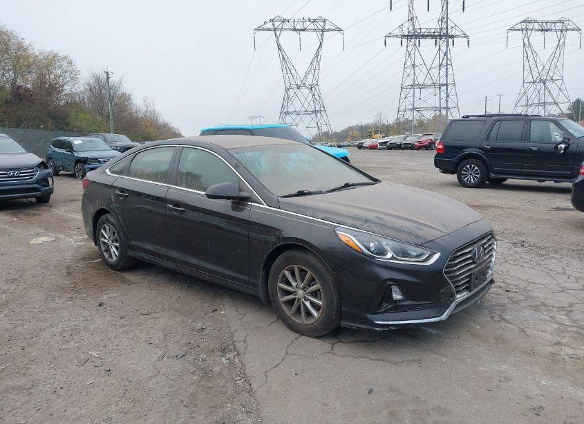 2019 Hyundai Sonata SE (VIN 5NPE24AF4KH801191) main photo