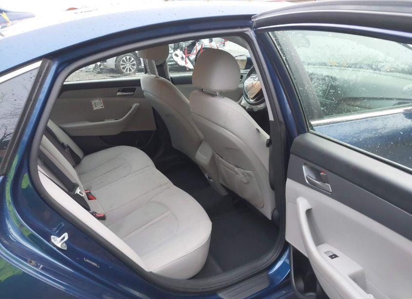 Photo 8 of 2019 Hyundai Sonata SE (VIN 5NPE24AF4KH804446)