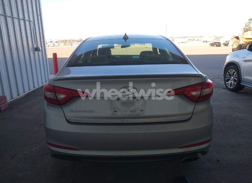 Photo 15 of 2015 Hyundai Sonata SE (VIN 5NPE24AF5FH007497)