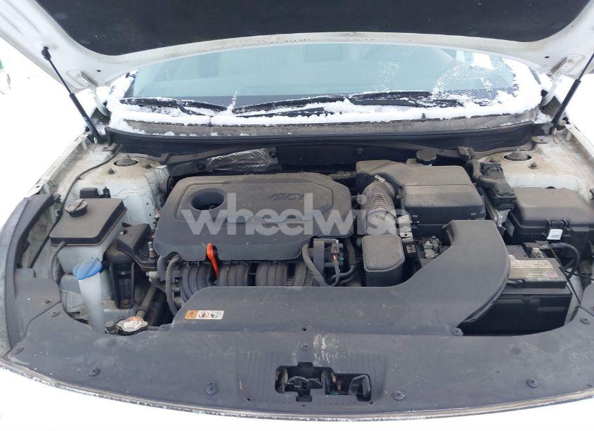 Photo 10 of 2015 Hyundai Sonata SE (VIN 5NPE24AF5FH022050)