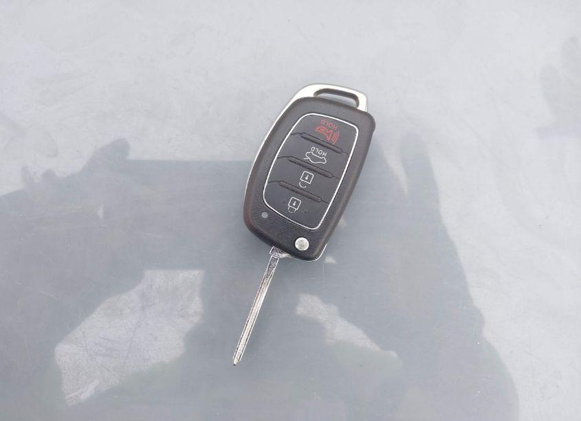 Photo 11 of 2015 Hyundai Sonata SE (VIN 5NPE24AF5FH031220)