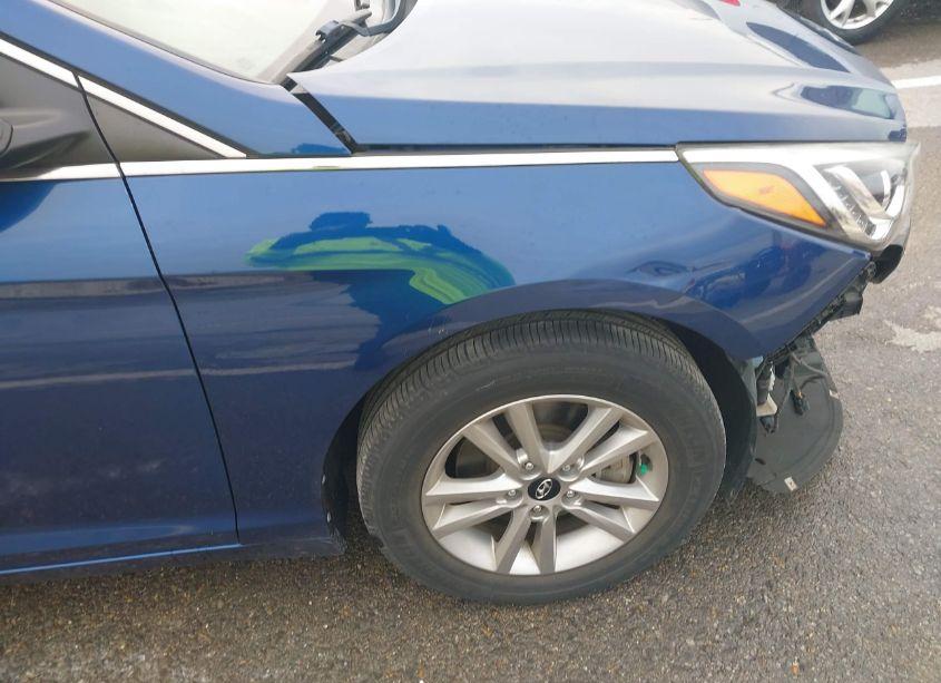 Photo 18 of 2015 Hyundai Sonata SE (VIN 5NPE24AF5FH031220)