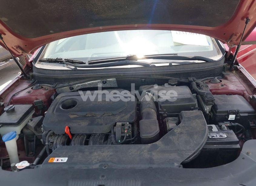 Photo 10 of 2015 Hyundai Sonata SE (VIN 5NPE24AF5FH090560)