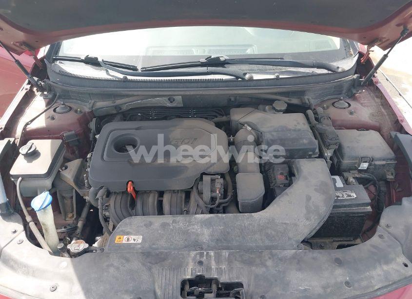 Photo 10 of 2015 Hyundai Sonata SE (VIN 5NPE24AF5FH146951)