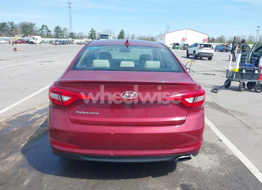 Photo 16 of 2015 Hyundai Sonata SE (VIN 5NPE24AF5FH146951)