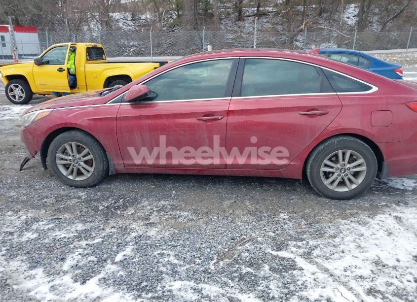 Photo 14 of 2015 Hyundai Sonata SE (VIN 5NPE24AF5FH152068)
