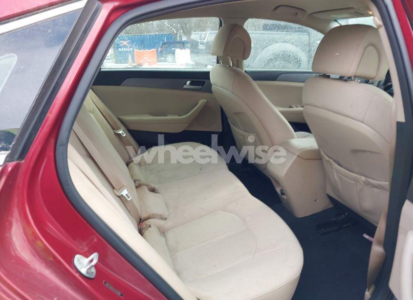 Photo 8 of 2015 Hyundai Sonata SE (VIN 5NPE24AF5FH152068)