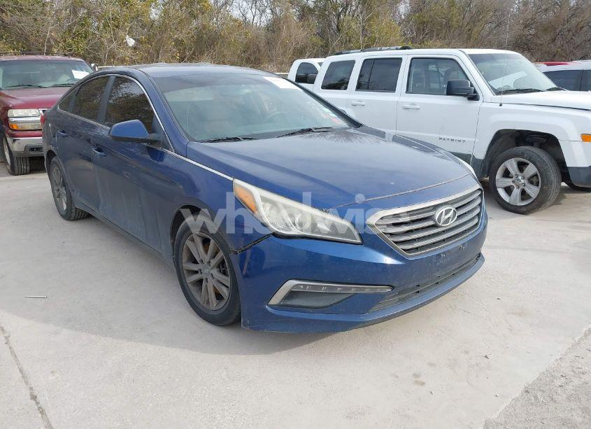 2015 Hyundai Sonata SE (VIN 5NPE24AF5FH194028) main photo
